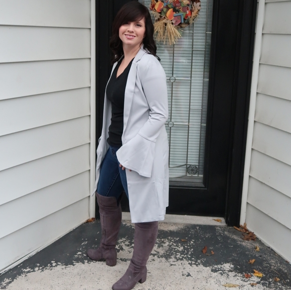 Meet your Posher, Allison - Picture 2 of 12